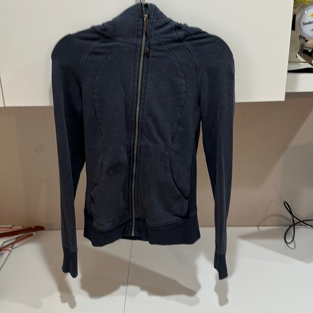 Lululemon Get Scuba Hoodie size 4